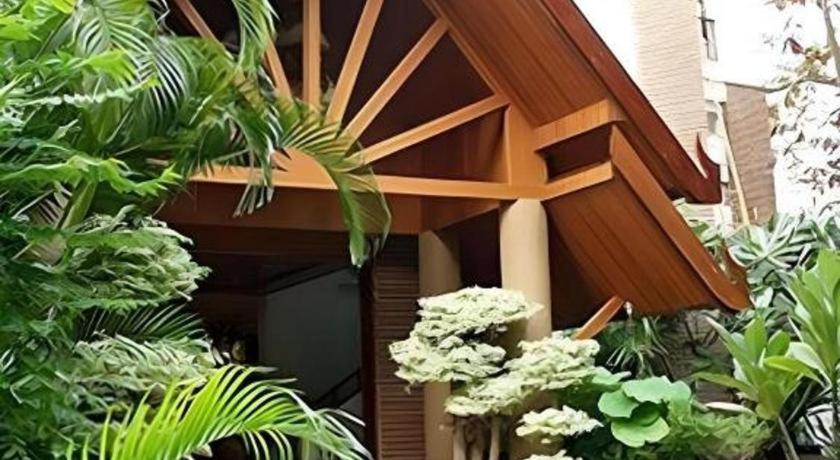 Chada Thai House Pattaya Ngoại thất bức ảnh